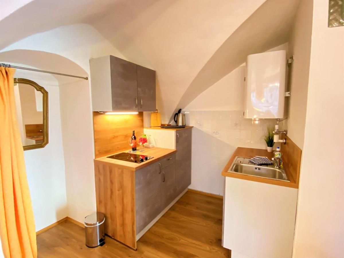 Apartamento Burg St. Veit, Wohnen Mit Charme Sankt Veit an der Glan Exterior foto